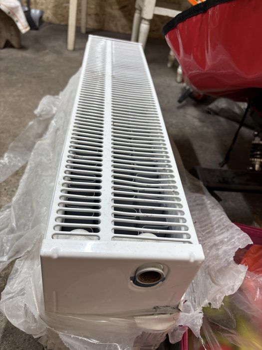 Продам батарею,длина-70 см,20000тг.