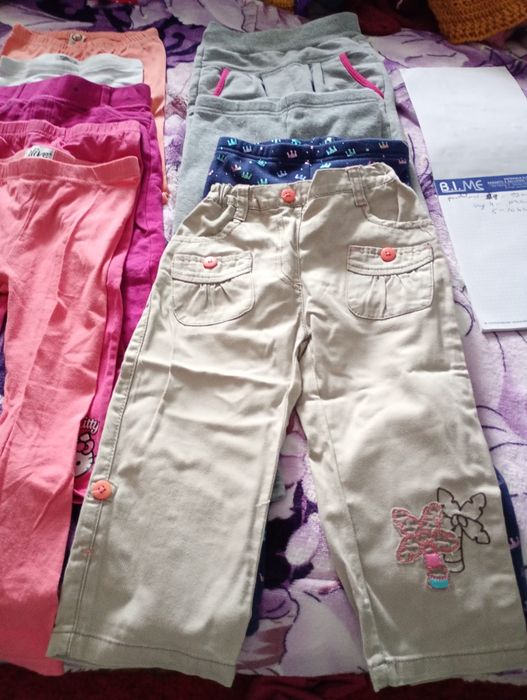Vând pantaloni pentru copii, marimi diferite de la 1 an si 3 ani