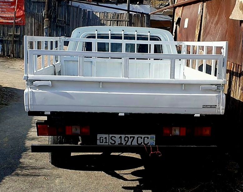 Срочно продаю машину