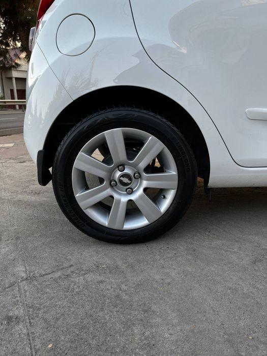 Spark Diska Balon 195 55 R15 Holati yaxshi Ayibi Yoq
