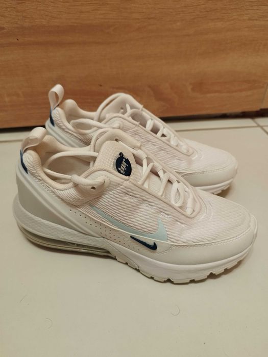 Маратонки Nike Air max