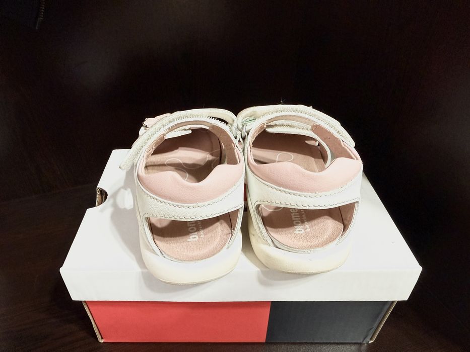 Сандали biomecanics 25 номер