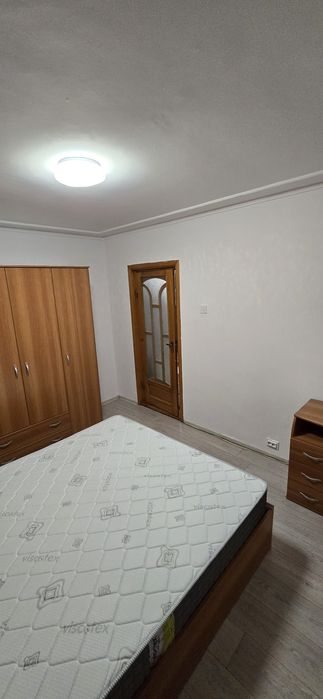 De inchiriat apartament 2 camere