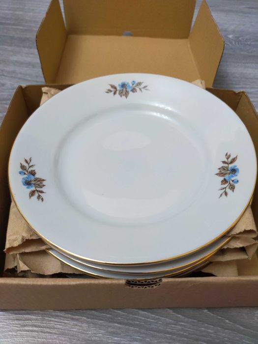 Set farfurii, fir auriu Noi