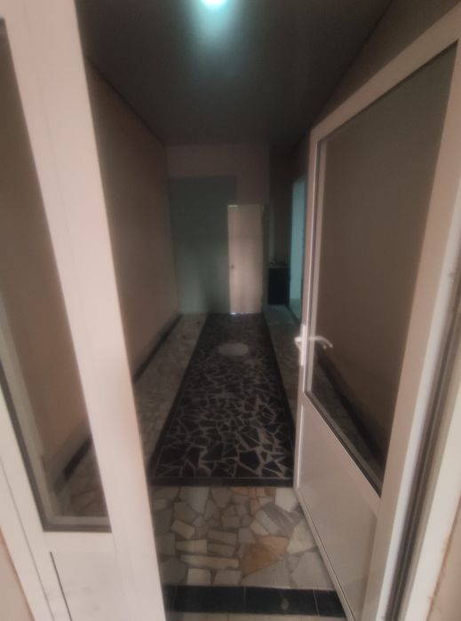 Срочно кулай локацияга эга булган бино ижарага берилади