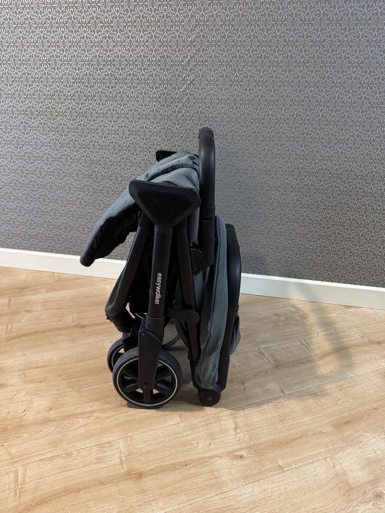 Коляска прогулочная Easywalker Jackey