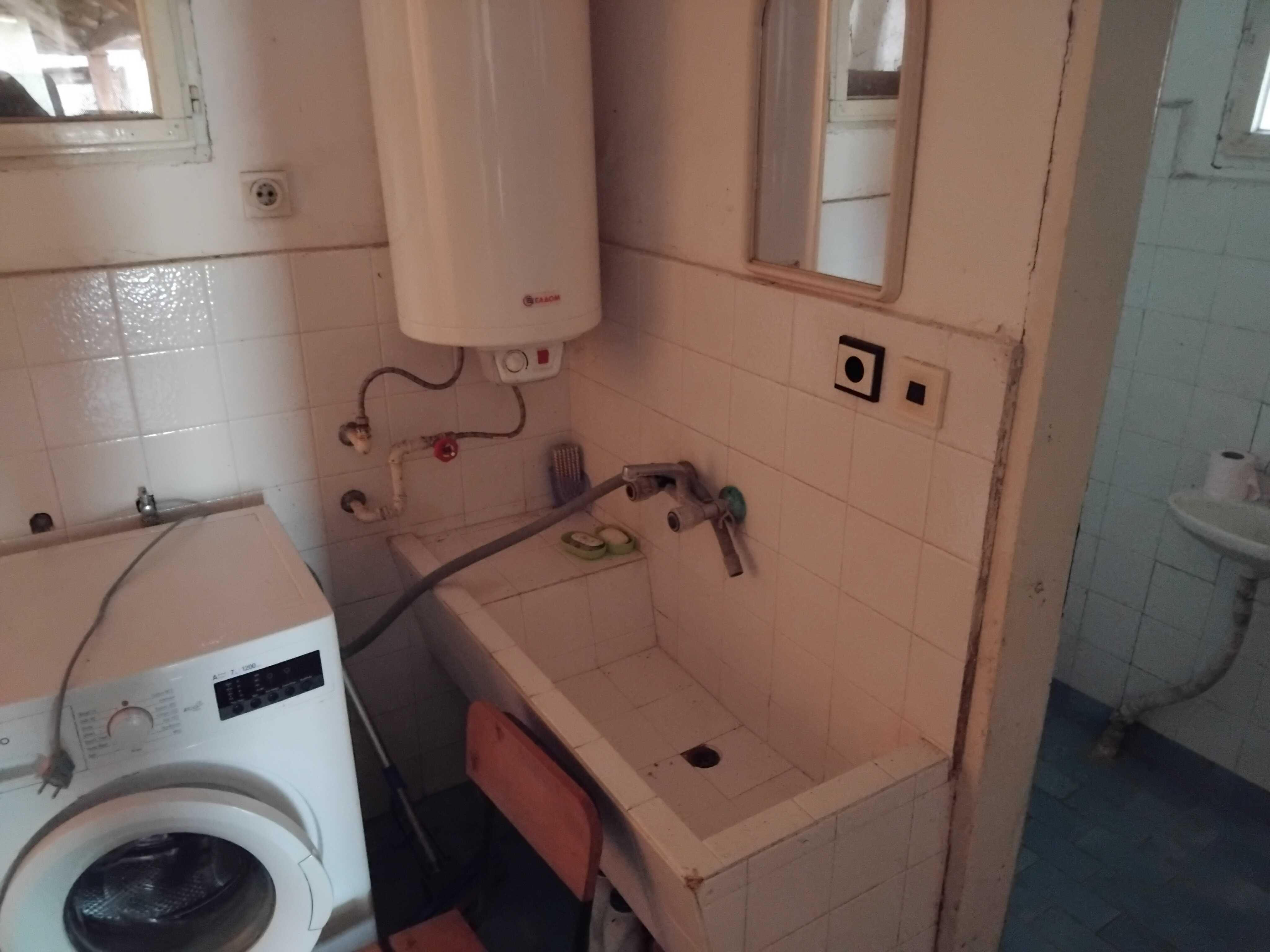 Продавам къща в с. Каран Върбовка