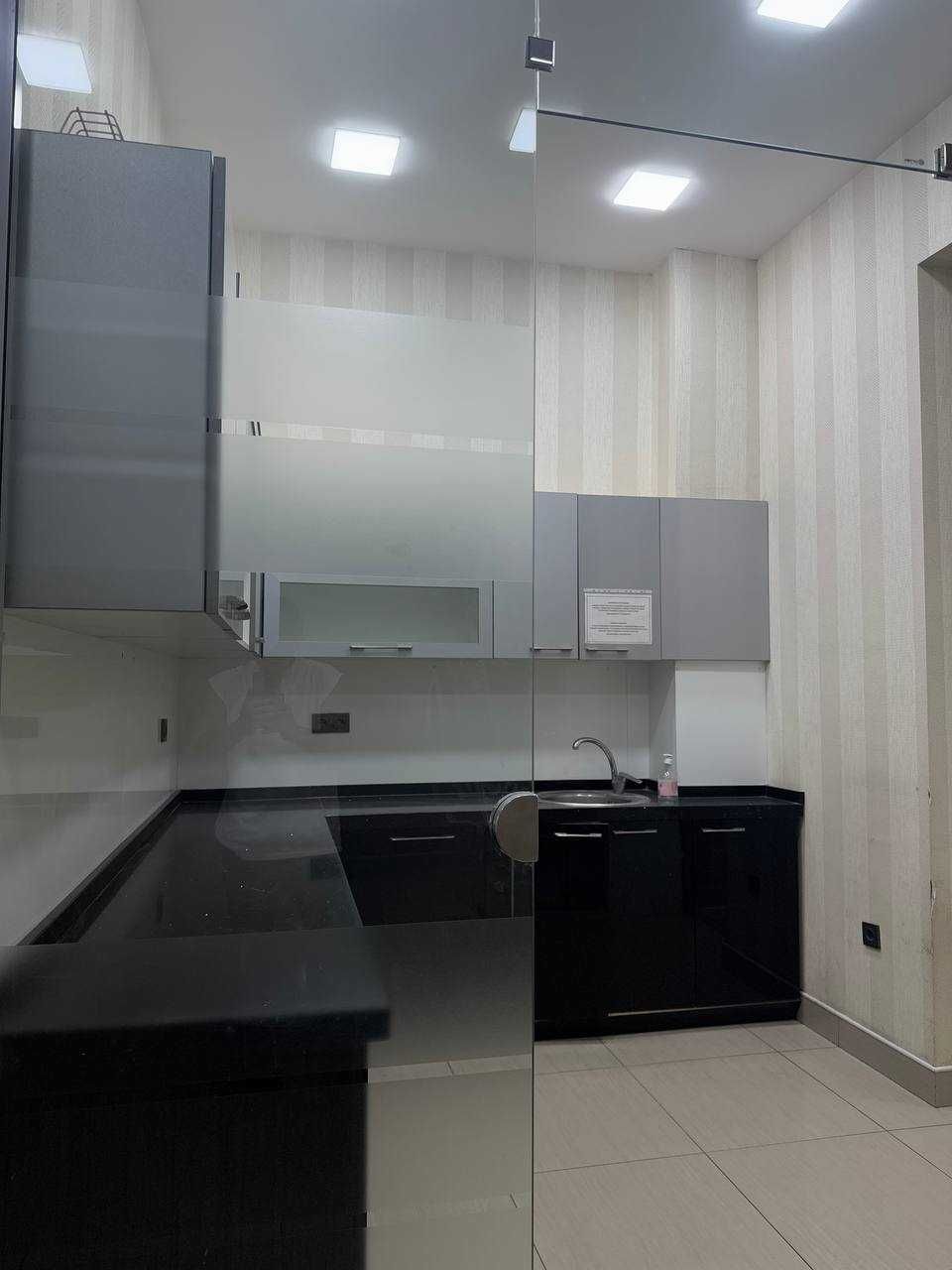 Офисы  в центре Ташкента от 550м2 в Аренду. Айбек (вторая линия)