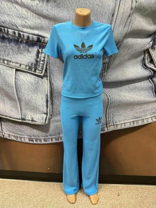 Compleuri și tricouri