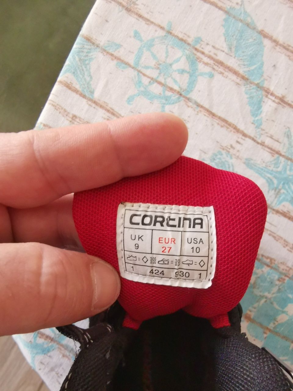 Asics 31.5 и 33.5 номер и  боти 27 Geox 31 Lowa 30