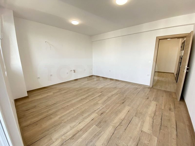 Продава се Двустаен апартамент в Варна, м-т Пчелина - 57 кв.м за 1720 €/кв.м - Снимка #6