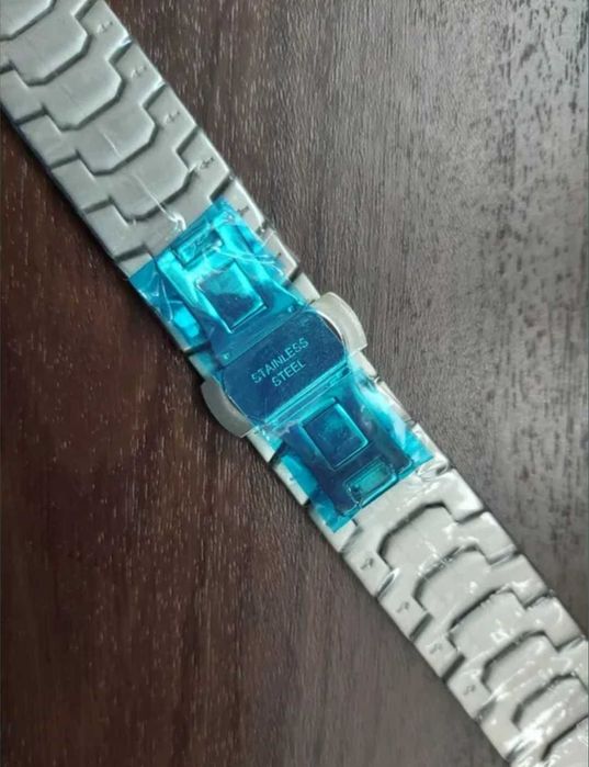 Bratara de ceas din inox cu zale pline model solzi reptila