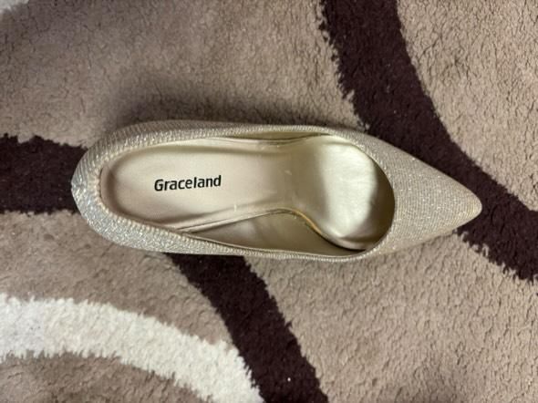 Елегантни дамски токчета