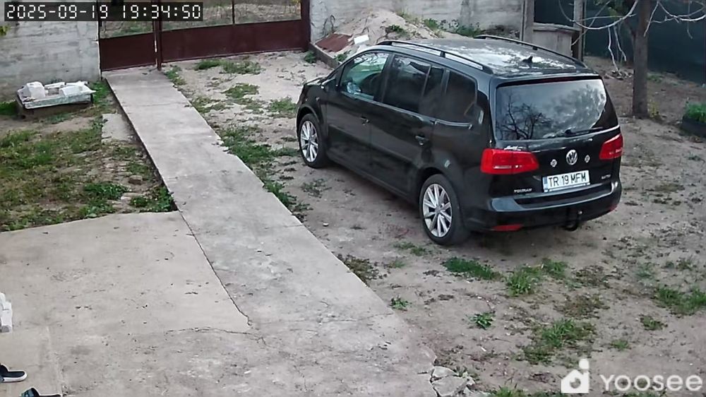 SCHIMB vw touran 2011 2.0 140cp