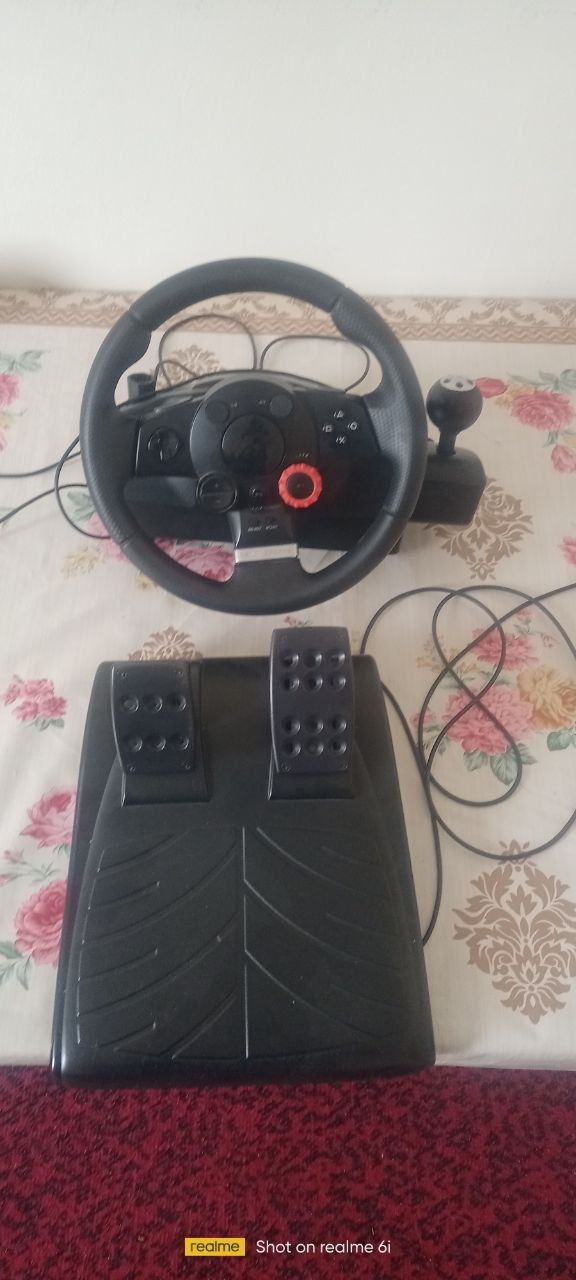 Игравой руль Logitech Driving Force GT 900! PC, PlayStation 2,3,4!