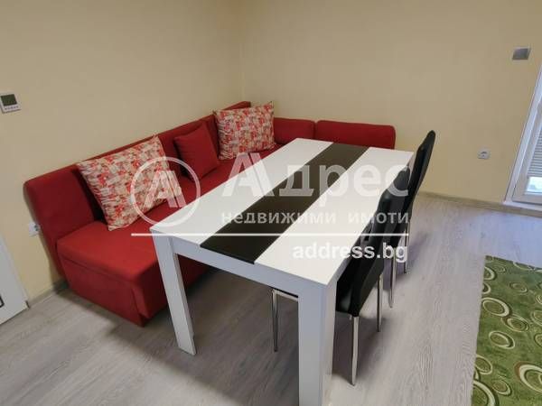 Дава се под наем Двустаен апартамент в Варна, м-т Траката - 80 кв.м за 433.5 € - Снимка #1