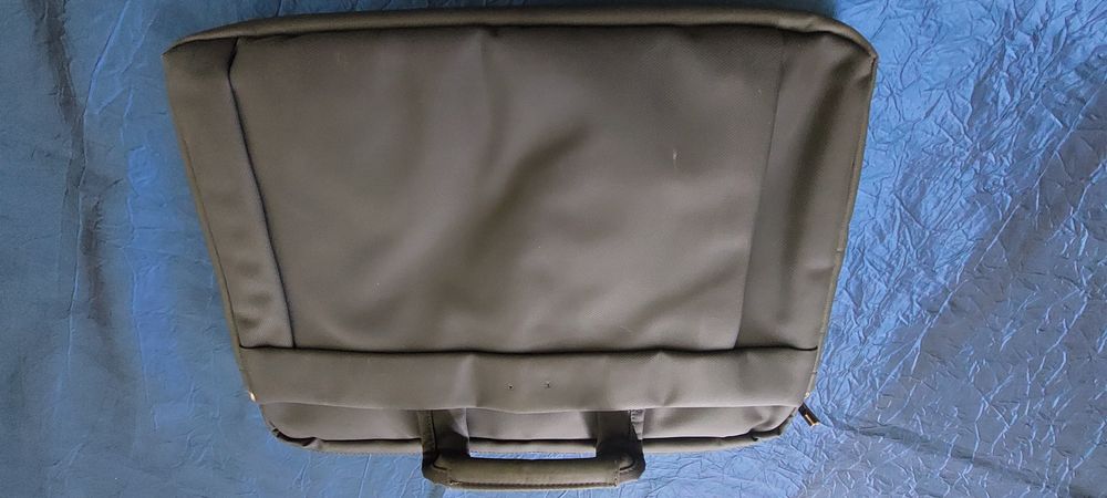 Сумка ноутбукники