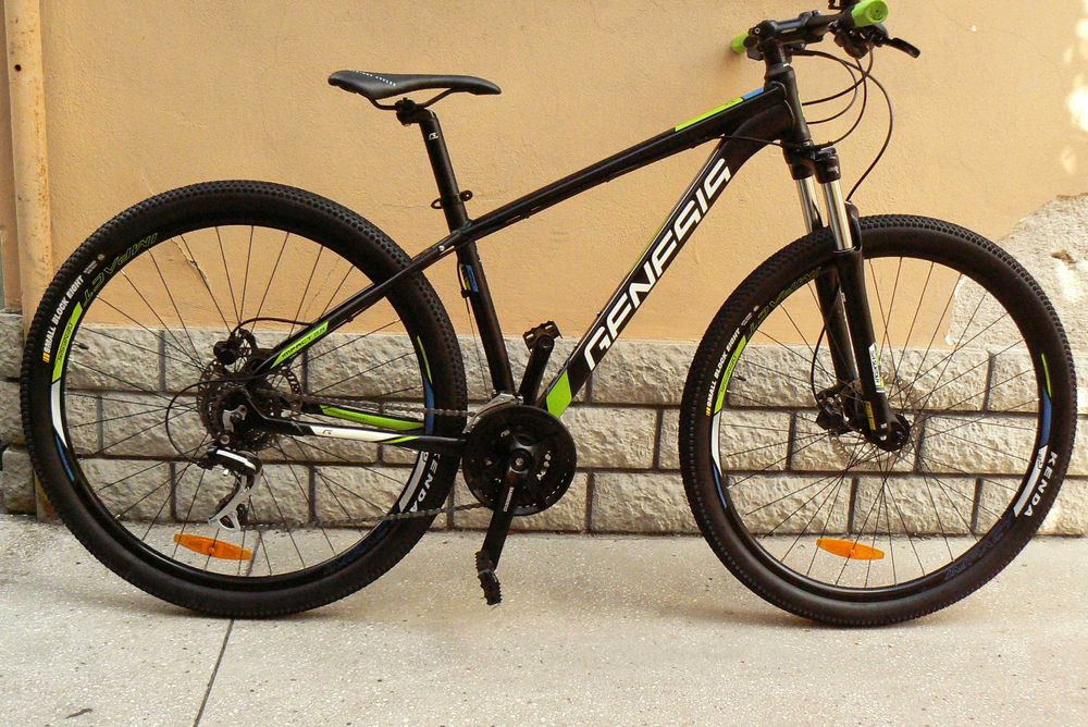 Bicicleta mountain bike Genesis 29