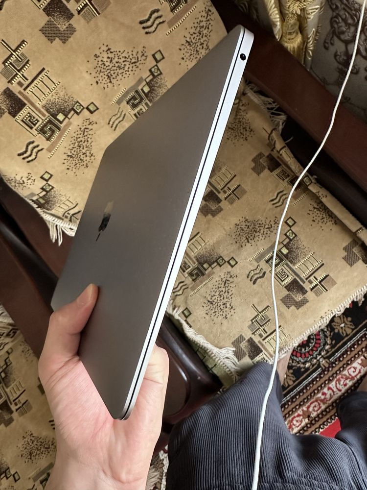 Macbook Air M1 Full box Как новый