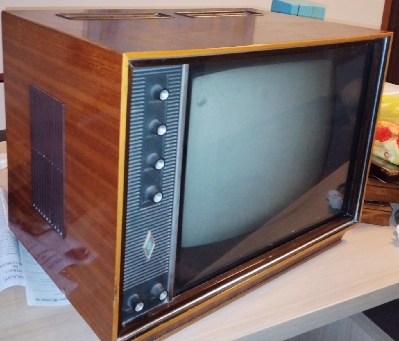 Televizor cu tub Electronica 1965