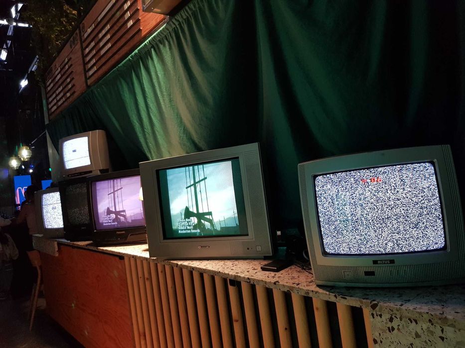 TV Filmari Evenimente Retro EVENTS 80 90 Lan Party Internet Cafe 2000