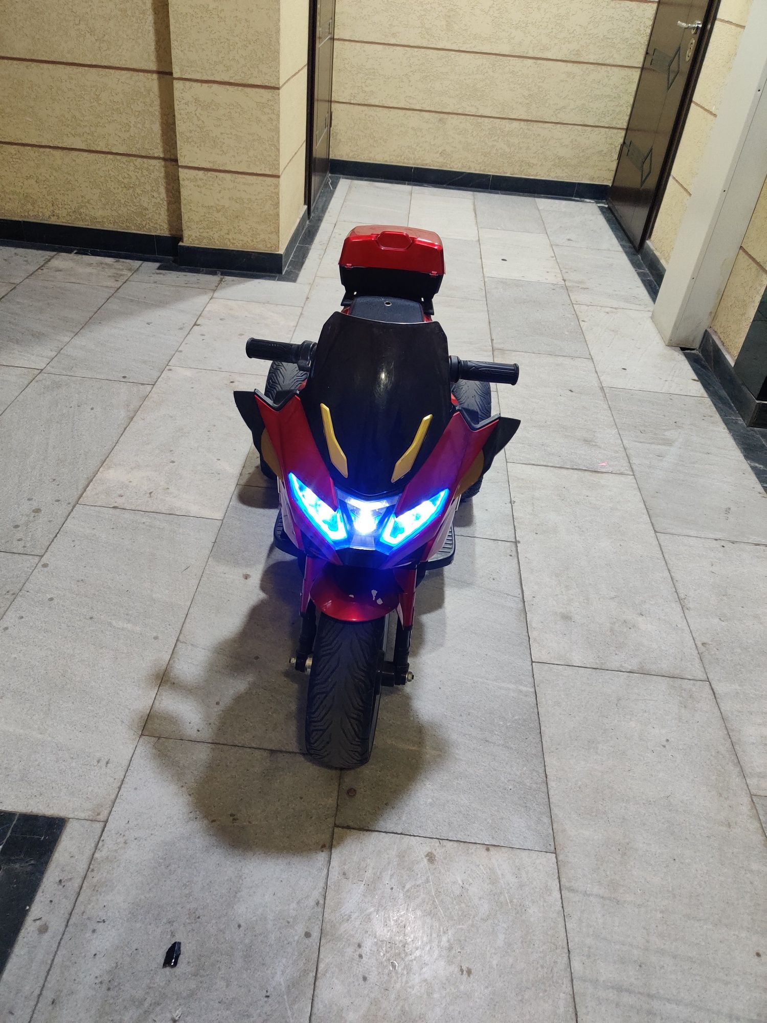 Elektra motoksikli