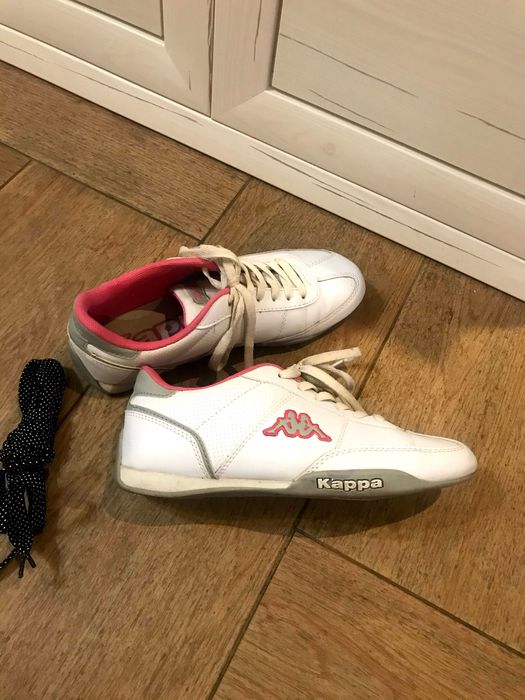 Ботуши естествена кожа 39 номер като нови с ПОДАРЪК  спортни обувки