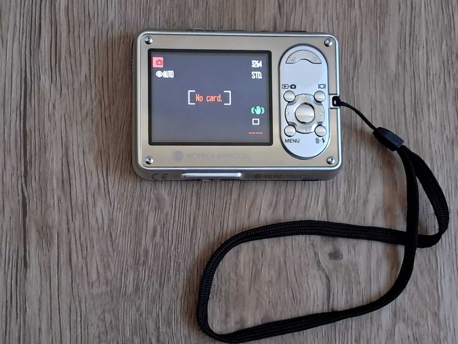 Camera foto digitala Konica Minolta Dimage X1 8.0 MP