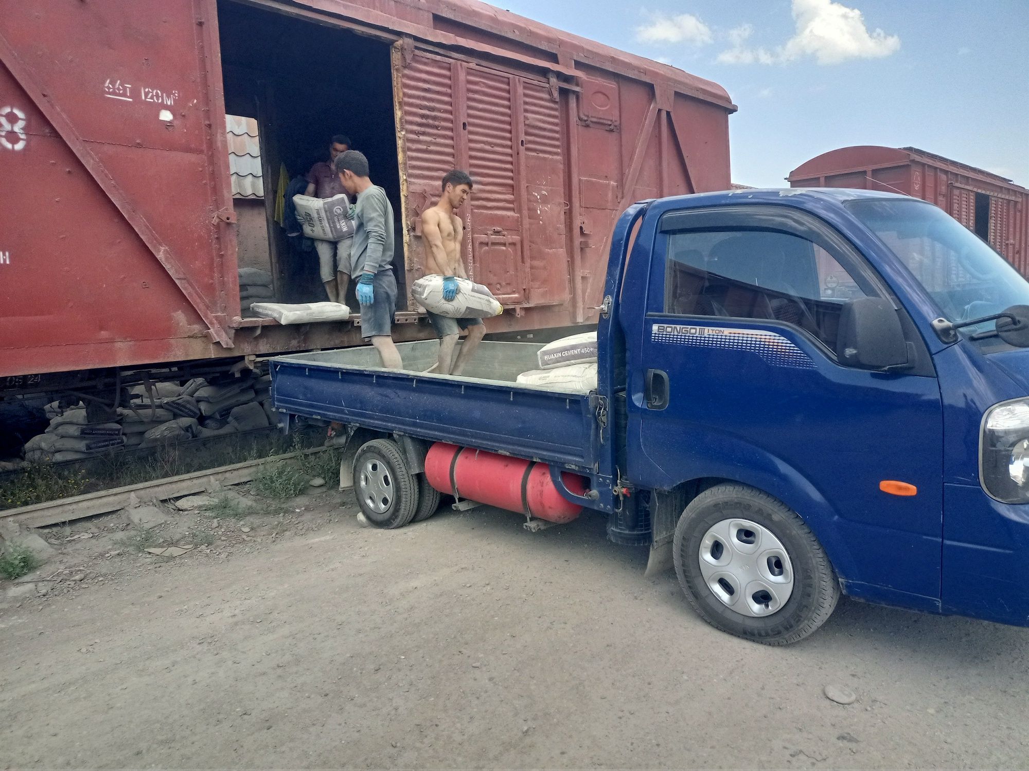 Семент оптовик Arzon Sement Хуаксин Cesam