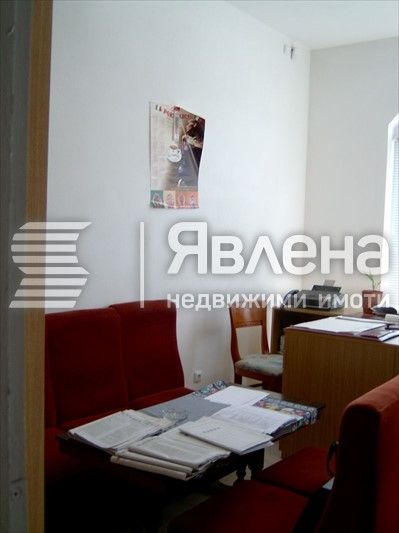 Продава се Магазин в Благоевград, Широк център - 100 кв.м за 820 €/кв.м - Снимка #2