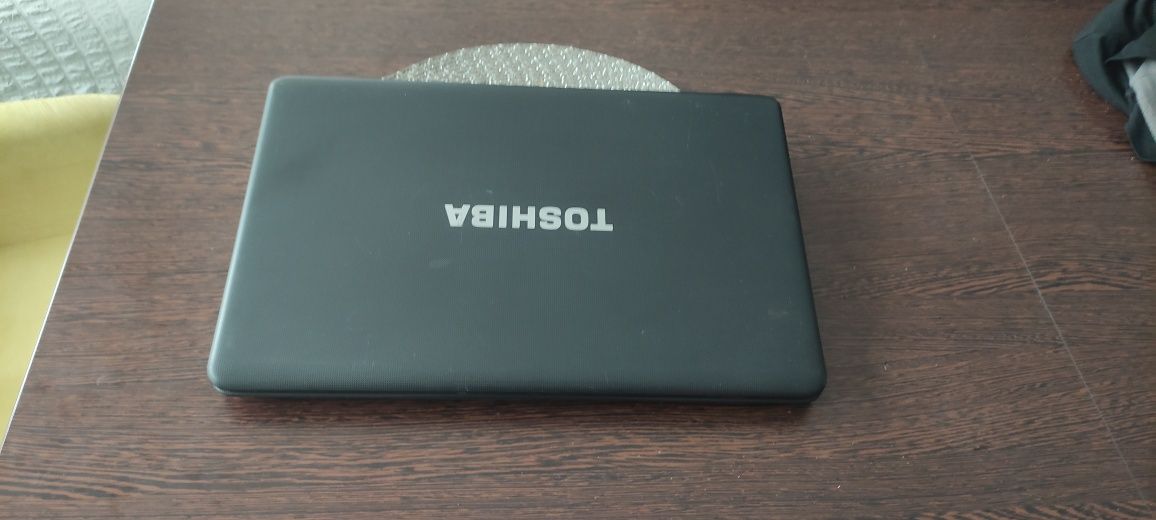 Laptop 17,3 Led Toshiba L770 i5-2410m SSD 128Gb Ram 8Gb Baterie 5h