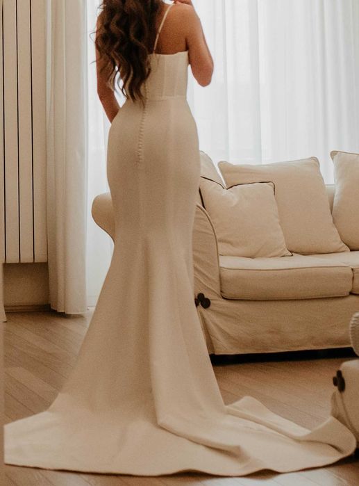 Vând rochie de mireasă.