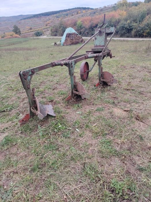 Vand plug dupa tractor