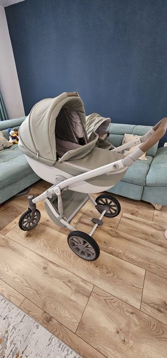 Vând Cărucior Anex M Type