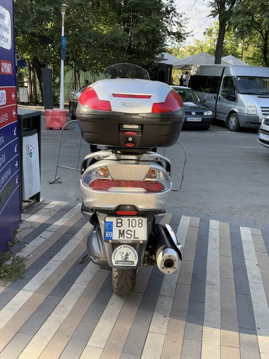 Suzuki Burgman 400 Vand sau Schimb