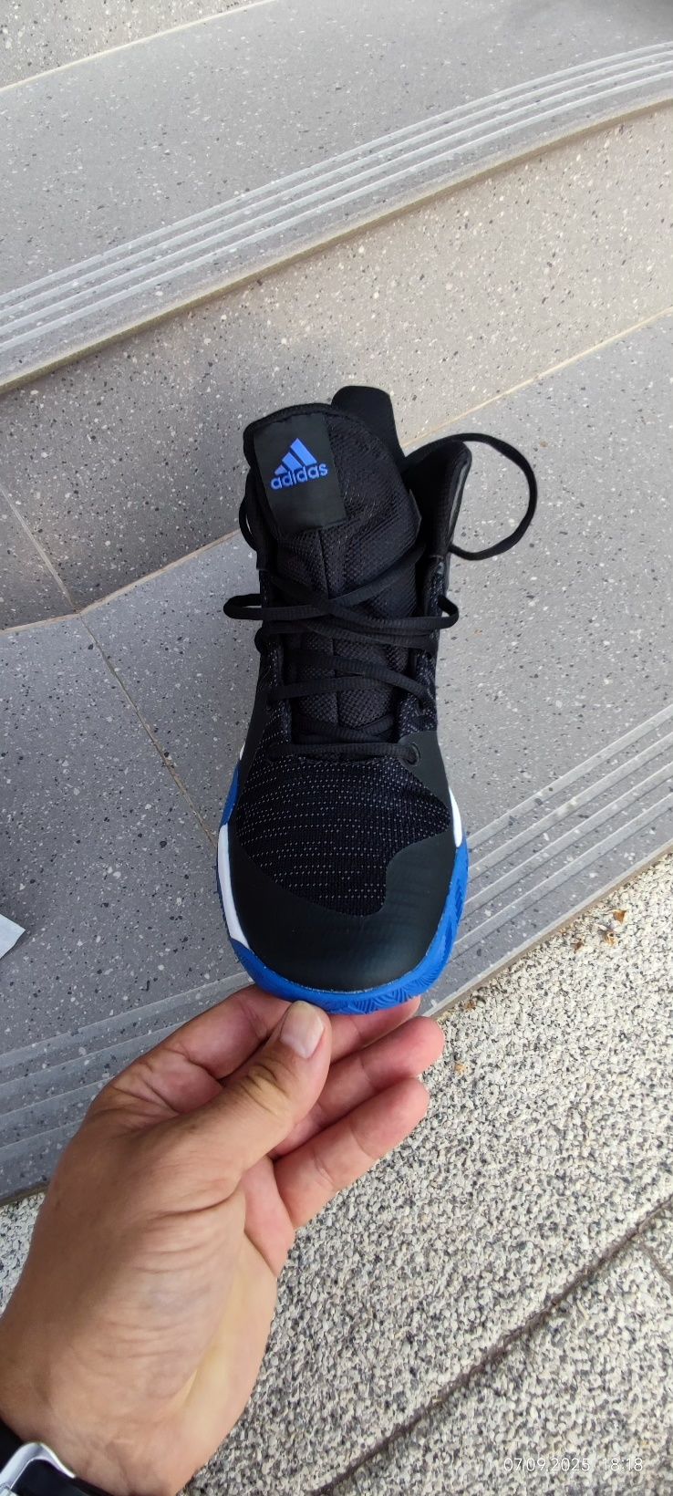 Adidas Explosive flash