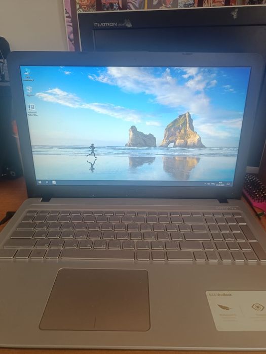 Продам ноутбук Asus