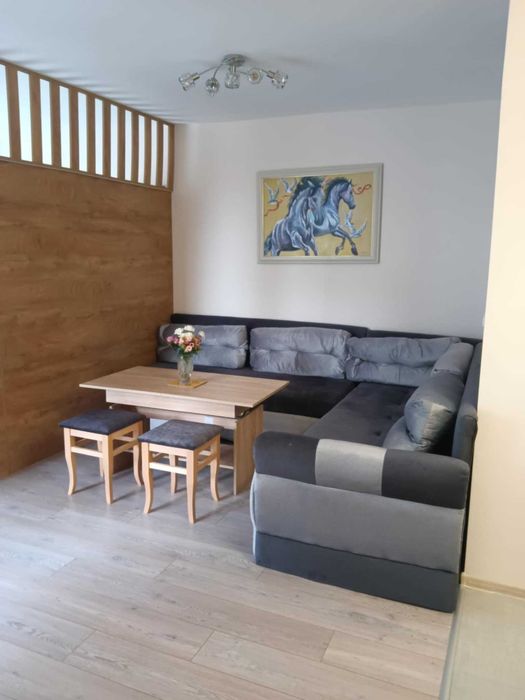 Двустаен луксозен апартамент до Морска градина!