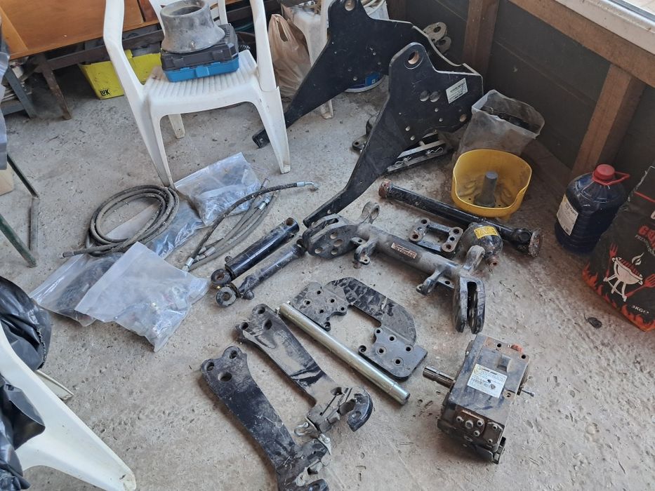 Tiranți plus Priză de putere chit montaj față tractor