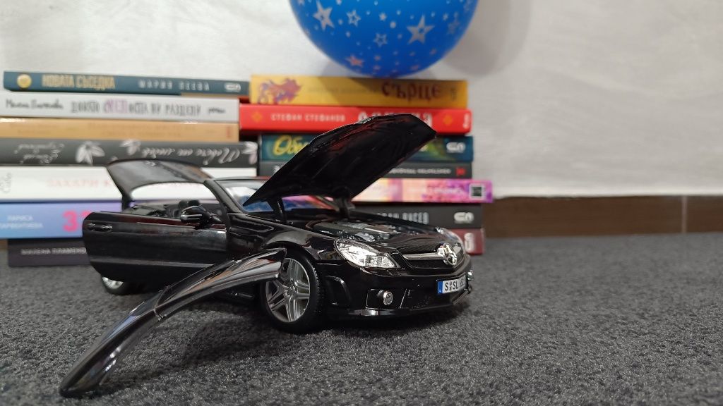 Mercedes SL65 AMG Premium edition мащаб 1:18 Maisto