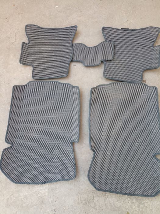 Авто Ева полики кобальт почти новые на к