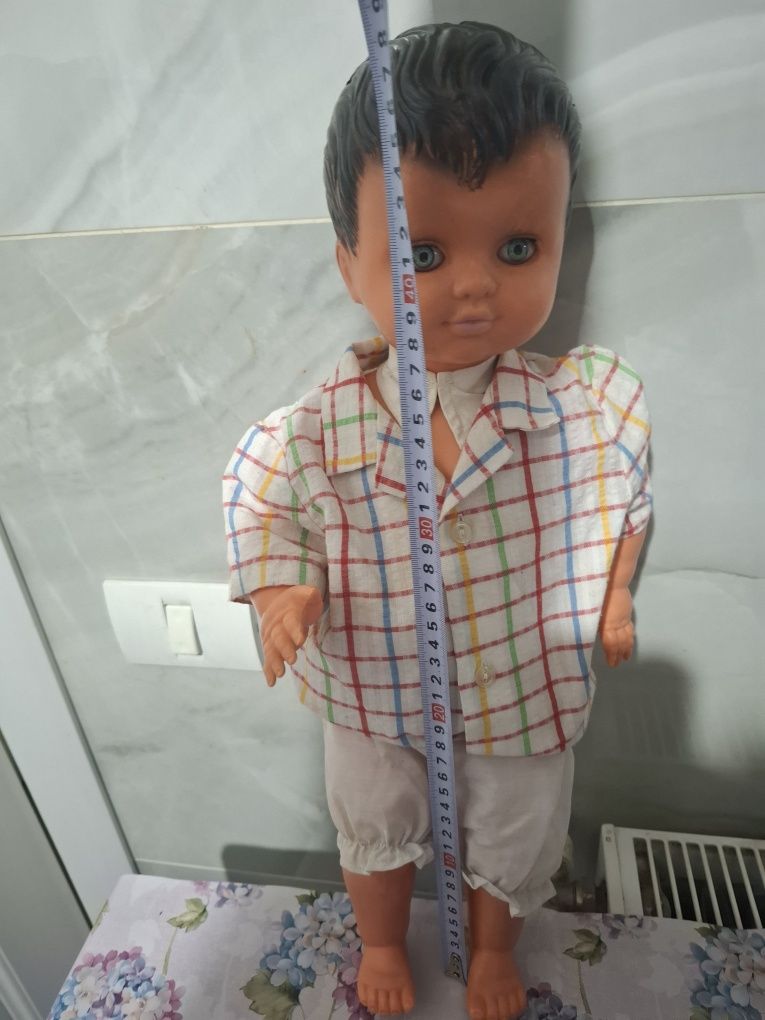 Papusa celuloid veche anii 1940-1950 băietel 52 cm