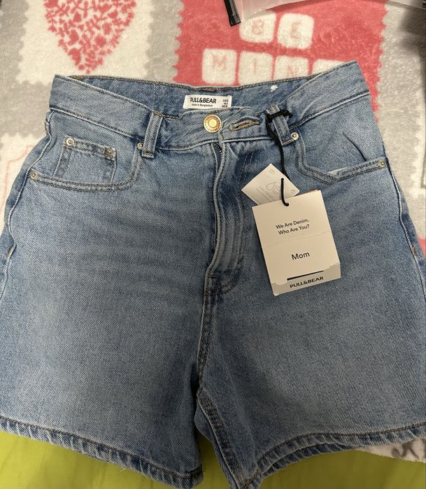 Pantaloni scurti Pull&Bear de blugi