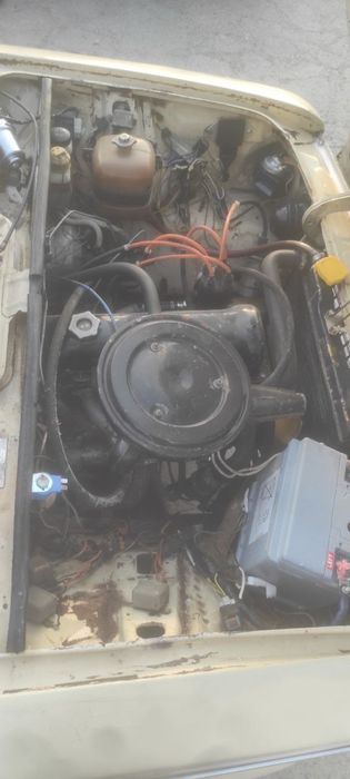 Srochni sotiladi vaz 2106
