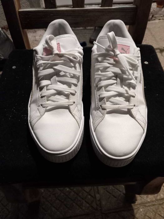 Чисто нови маратонки