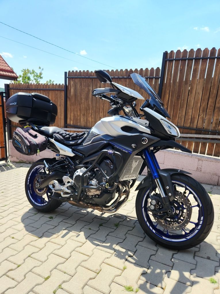 Yamaha MT09 Tracer FJ09 2015