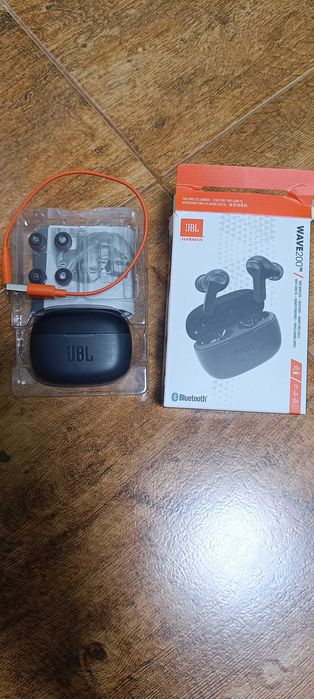 JBL слушалки-тапички