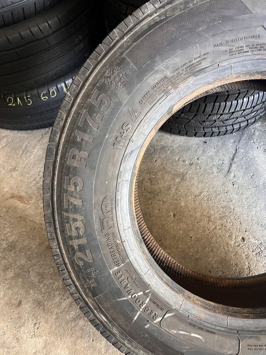 2 anvelope camion directie 215/75/17.5 , Continental !