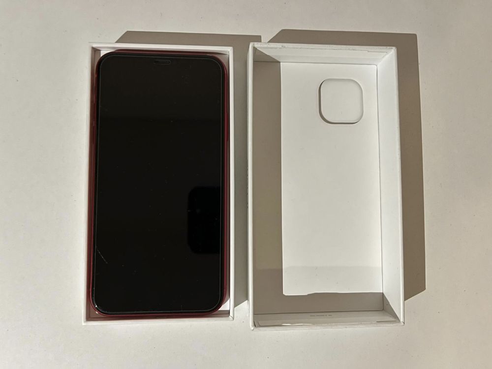 Vand iphone 11 red