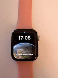 Продам apple watch SE 44 mm , серебристый